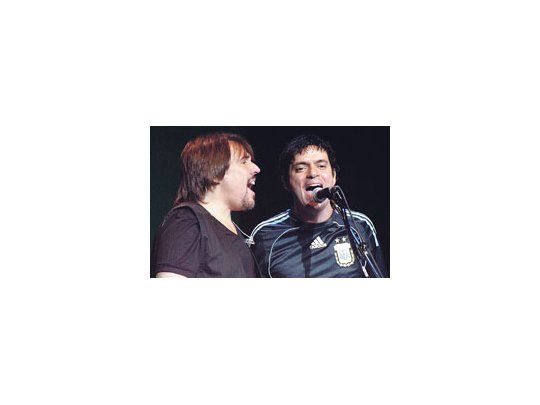 Alejandro Lerner y el brasileño Jorge Vercillo abrieron el ciclo binacional MUBA ante un Gran Rex semivacío.