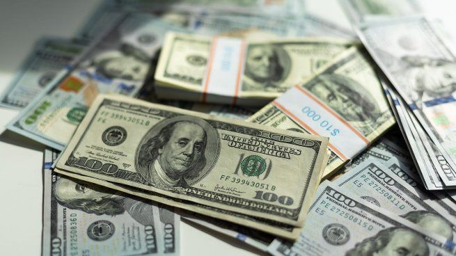 El dólar blue subió $25 en últimas tres ruedas.