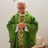 La Oficina de Prensa de la Santa Sede comunicó que los análisis de sangre y la radiografía de tórax confirmó una mejora general. La Oficina de Prensa de la Santa Sede comunicó que los análisis de sangre y la radiografía de tórax confirmó una mejora general.