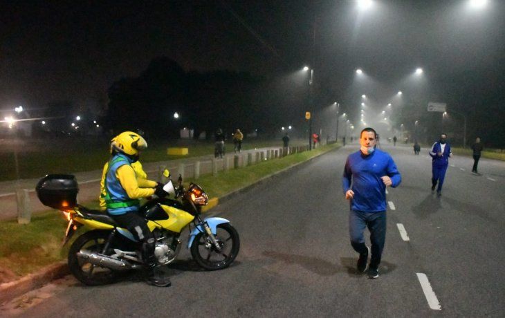 Ciudad evaluará recién el fin de semana el impacto de las salidas deportivas