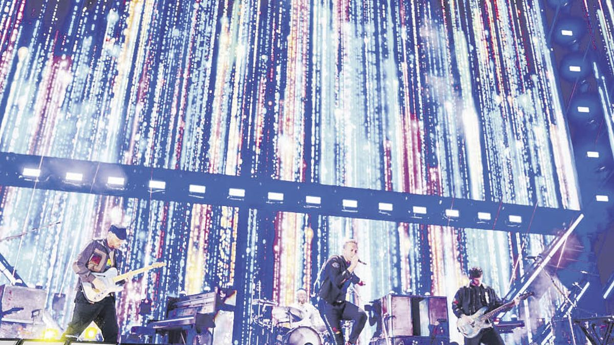 How much will the exchange rate that governs international artists be quoted?