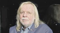 wakeman. El autor de “Las seis esposas de Enrique VIII” vuelve al país.