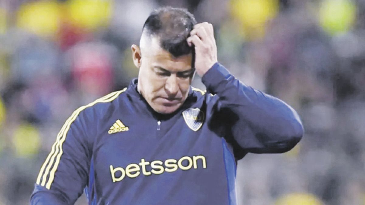Jorge Almirón resigned as Boca coach after losing the Copa Libertadores