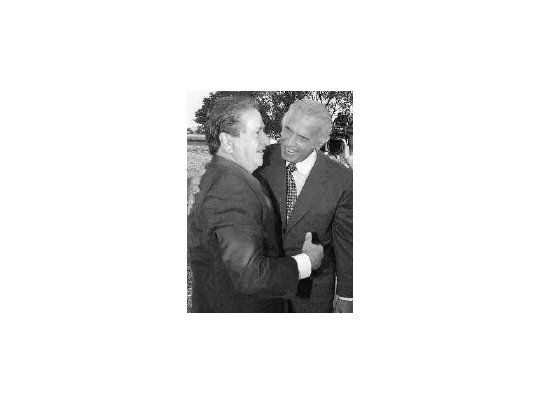 Kirchner ya practica tiro con el gabinete de Duhalde