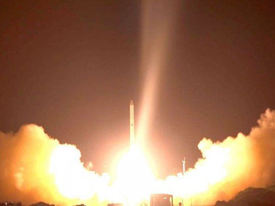 Amnon Harari, jefe de la Administración Espacial y Satelital del Ministerio de Defensa, dijo que el satélite monitoreará las amenazas que enfrenta Israel, entre las que mecionó el programa espacial de Irán. Es una amenaza que tenemos que monitorear a pesar de las fallas que ha tenido en los últimos años, dijo Harari.