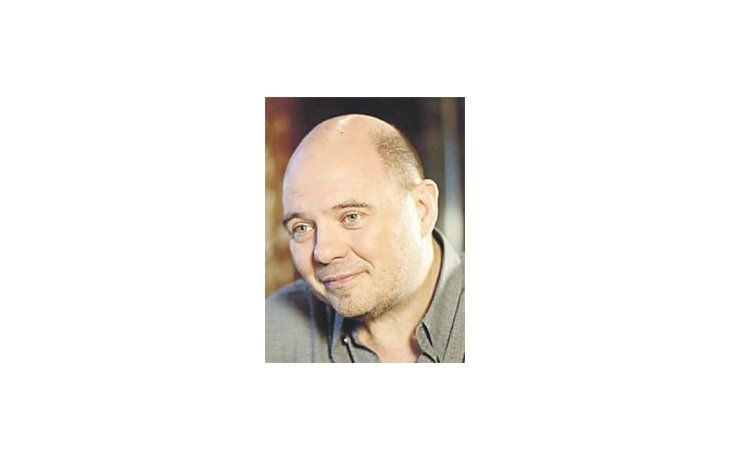 ámbito.com | Carlos Rottemberg: “Hay una diferencia entre la mayoría de los actores, que cobra un mínimo de 16 mil pesos, y los figurones.”