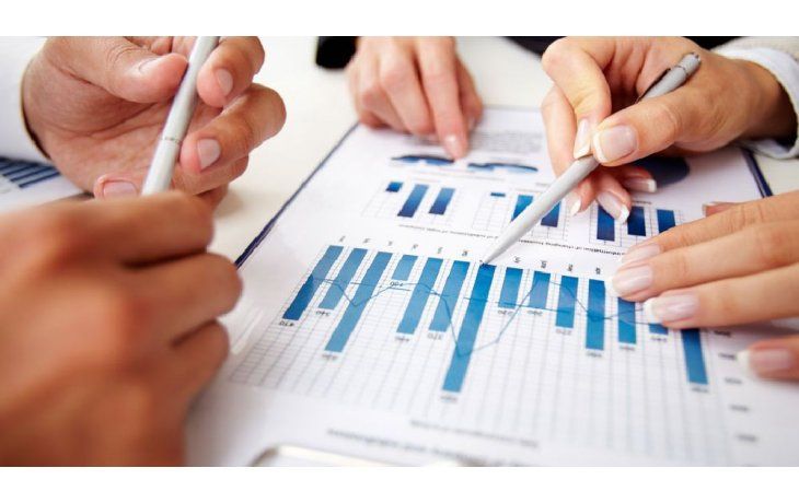 Todo inversor debe tomar su dinero y transformarlo en una cartera de inversiones.