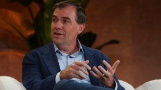 Quién es el hombre detrás de Amazon Web Services. Quién es el hombre detrás de Amazon Web Services.