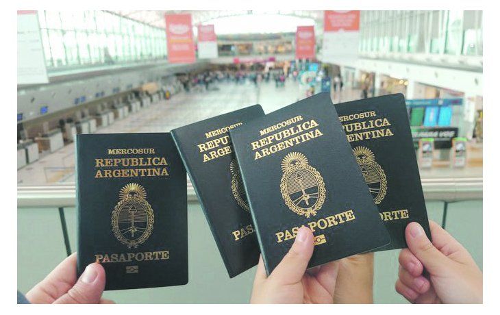 ámbito.com | SOCIEDAD-@vanalaeropuerto.jpg