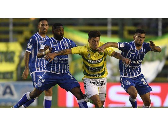 Defensa casi deja escapar tres puntos, pero reaccionó a tiempo