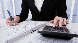 Advance payments are payments on account of a certain tax to which a taxpayer is obliged. Advance payments are payments on account of a certain tax to which a taxpayer is obliged.