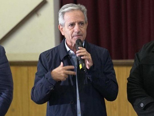 Andrés Ibarra durante acto en la provincia de Santa Fe.