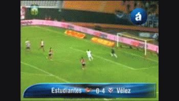 Vélez defendió la punta con una goleada