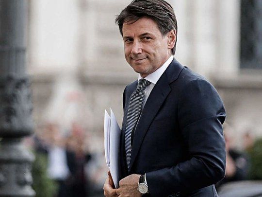 Giuseppe Conte, primer ministro de Italia, enfrenta una nueva crisis.