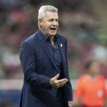 Javie Aguirre fue abucheado antes, durante y tras el empate en cero entre México y Uruguay. Al Fuera Vasco de la afición, el estratega respondió con la frase: Son libres y soberanos. Javie Aguirre fue abucheado antes, durante y tras el empate en cero entre México y Uruguay. Al Fuera Vasco de la afición, el estratega respondió con la frase: Son libres y soberanos.