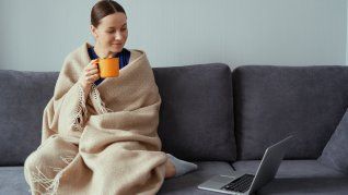 La mejor manera de atravesar las horas de home office en el hogar en invierno. La mejor manera de atravesar las horas de home office en el hogar en invierno.