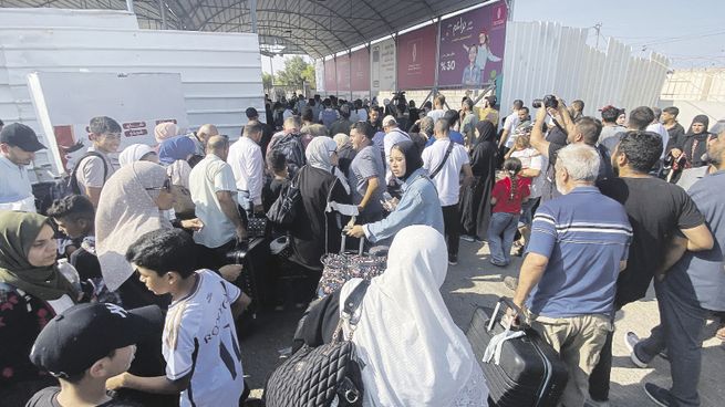 Arreglo. Esta evacuación fue posible gracias a un acuerdo entre Egipto, Israel y Hamás con la mediación de Catar, en coordinación con Estados Unidos.
