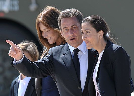 Betancourt al ser recibida por Sarkozy: Le debo la vida a Francia (foto 7)