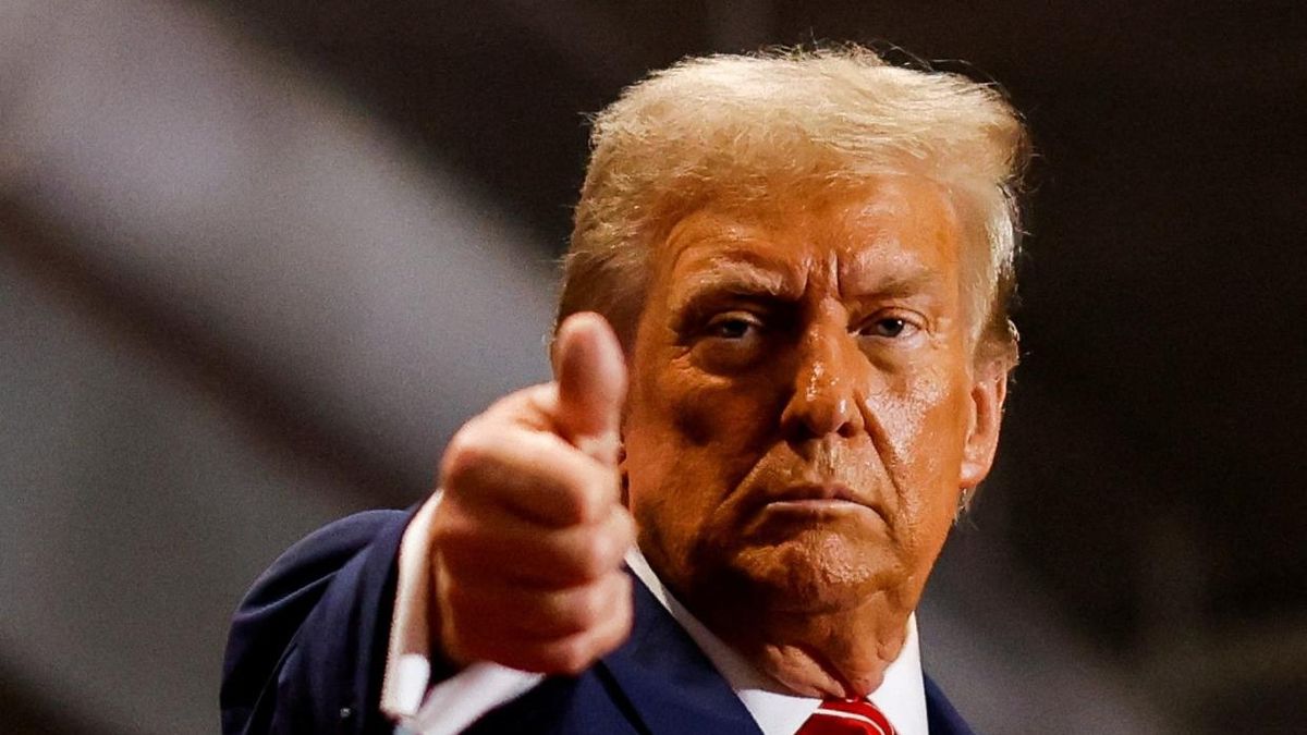 The global dollar rose after Donald Trump confirmed tariffs on China, Mexico and Canada The global dollar rose after Donald Trump confirmed tariffs on China, Mexico and Canada