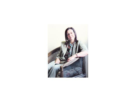 Aunque escribió otras obras, Liliana Bodoc reconoce que «la gente requiere más de ‘La saga’. Hay innumerables ejemplos de ese reclamo, que pasa a ser un estigma, y al mismo tiempo uno tiene que agradecer».