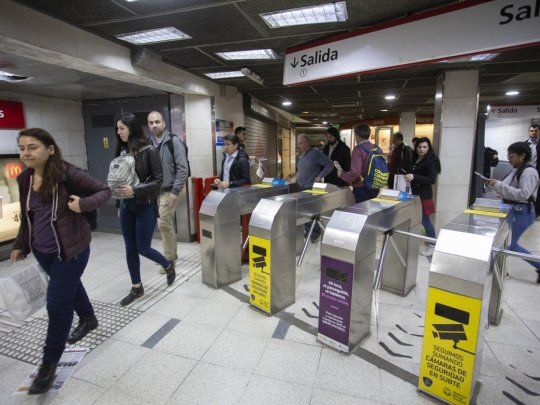 Los trabajadores del subte liberarán los molinetes en apoyo al reclamo del Garrahan.