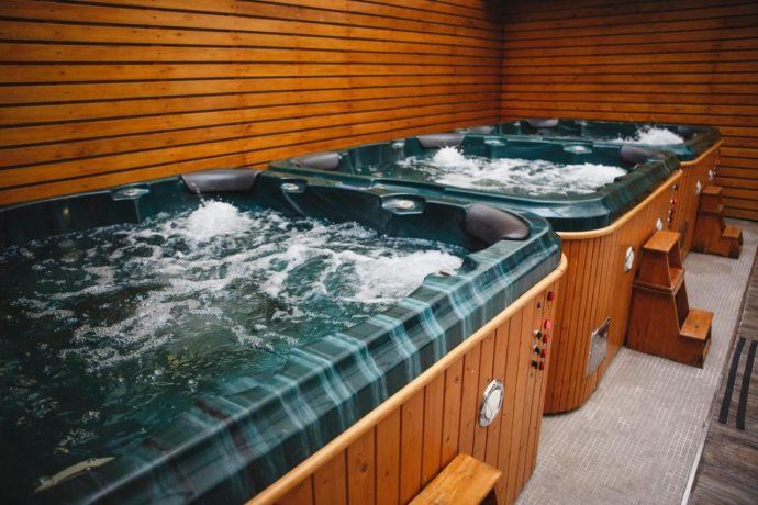 The Health Club has, among other things, several jacuzzis to relax in. The Health Club has, among other things, several jacuzzis to relax in.