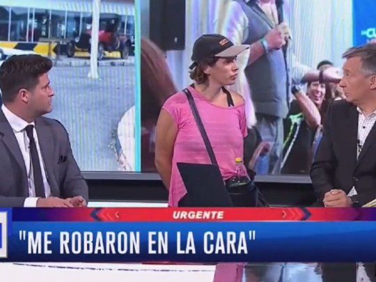 Momento tenso en A24