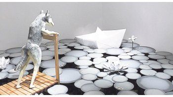 ámbito.com | CABUTTI. “¡Mirá cuántos barcos navegan aún” (2008), de Marcela Cabutti, integra la muestra “El museo de los mundos imaginarios”, que puede visitarse en el Centro Cultural Recoleta.