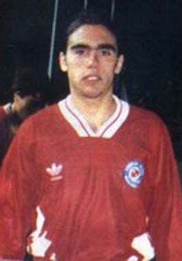 Sus comienzos. Debutó en Argentinos Juniors en 1994