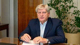 El gobernador de La Pampa, Sergio Ziliotto, ofreció una entrevista con Ámbito. El gobernador de La Pampa, Sergio Ziliotto, ofreció una entrevista con Ámbito.