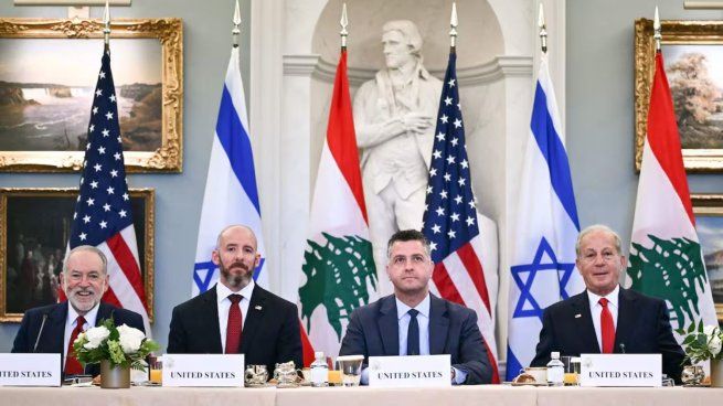 Diplomáticos y funcionarios de Seguridad de EEUU mantuvieron una reunión clave con delegaciones de Israel y Líbano en el Departamento de Estado en Washington.