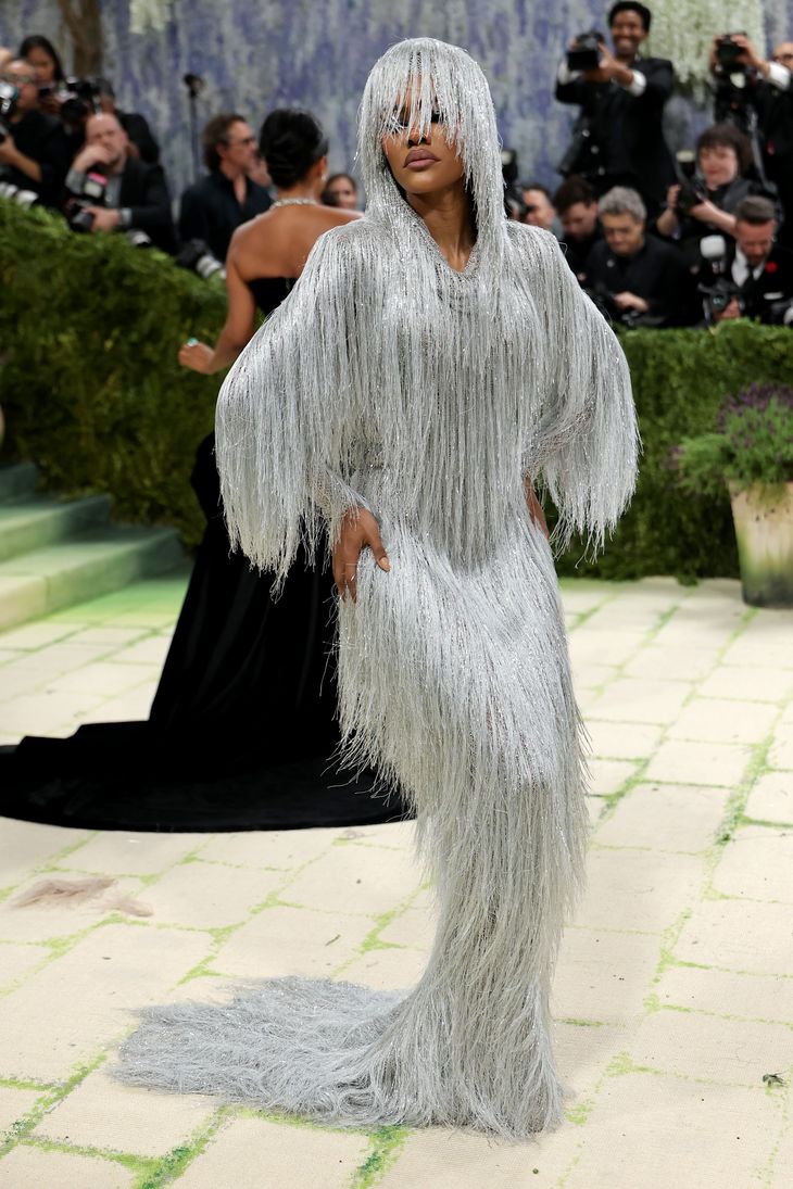 La actriz y cantante Teyana Taylor, vestida de Tom Ford.