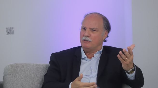 Eldirector comercial del Grupo Asegurador Paraná, José M. Aramburu, expuso en el segundo panel de Ámbito Debate.