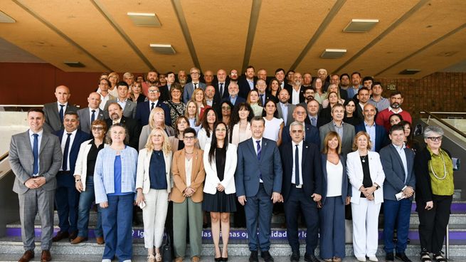 Los rectores miembros del CIN en el plenario de La Pampa.&nbsp;