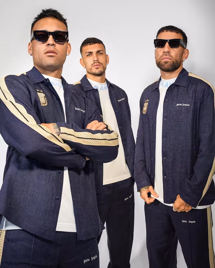 Lautaro Martínez, Leandro Paredes and Nicolás Otamendi posed with the brand's casual look.