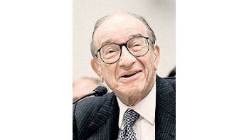 Greenspan fue designado gobernador de la Reserva Federal en 1987 por Ronald Reagan, y reafirmado sucesivamente en su cargo por George Bus (padre), Bill Clinton y George Bush (hijo), con lo que se transformó en un récord.