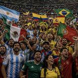 Argentina se ubica en el top 3 de países con mayor interés por el Mundial, con un 42% El ranking lo lideran Sudáfrica y Brasil, con 44% Argentina se ubica en el top 3 de países con mayor interés por el Mundial, con un 42% El ranking lo lideran Sudáfrica y Brasil, con 44%