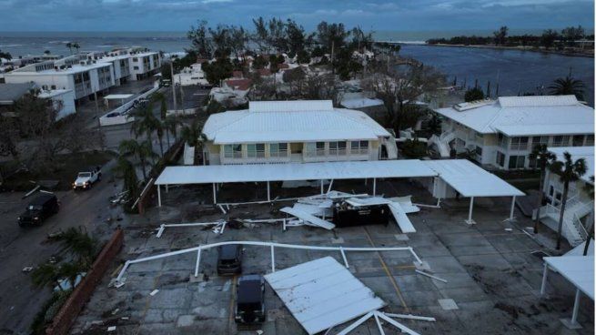 El huracán Milton sigue su trayectoria y se dirige al océano Atlántico.