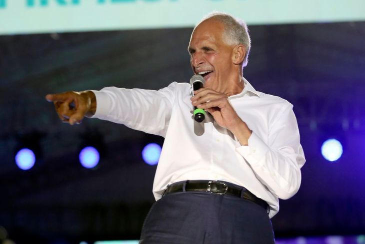 El respaldo de Donald Trump impulsa a Asfura, quien amenaza la continuidad en el poder de la izquierda hondureña. El respaldo de Donald Trump impulsa a Asfura, quien amenaza la continuidad en el poder de la izquierda hondureña.