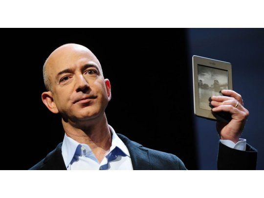 Bezos, de Amazon, el hombre más rico en décadas: su fortuna es de u$s 150.000 M