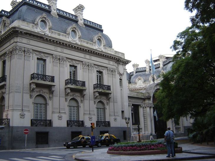 El Palacio San Martín, sede de la Cancillería argentina. El Palacio San Martín, sede de la Cancillería argentina.