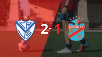 velez saco los 3 puntos en casa al vencer 2-1 a arsenal