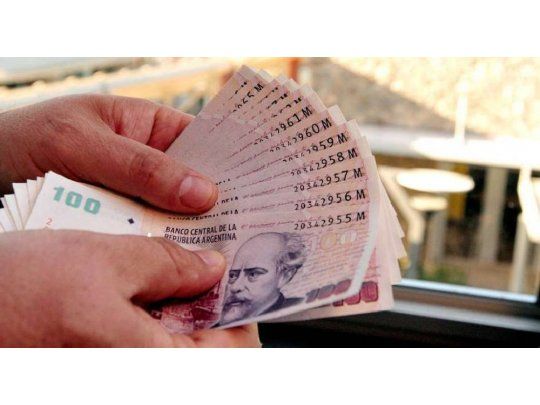 Interés del 60% anual: daño del peso innecesario