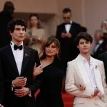El filme fue el mejor recibido hasta ahora en el festival. El filme fue el mejor recibido hasta ahora en el festival.