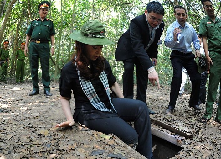 Un tour por los túneles usados en la guerra de Vietnam (foto 3)