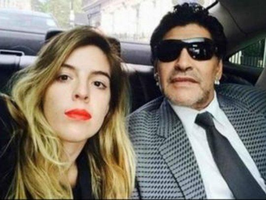 La hija mayor de Diego Maradona expresó su angustia tras la primera audiencia por su muerte.&nbsp;