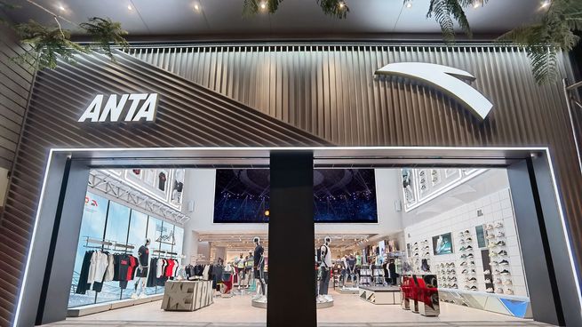 La empresa china de ropa deportiva Anta Sports ha acordado adquirir una participación significativa en Puma de Alemania por u$s 1.790 millones.
