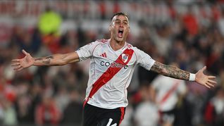 González Pírez abrió el camino hacia la goleada de River.