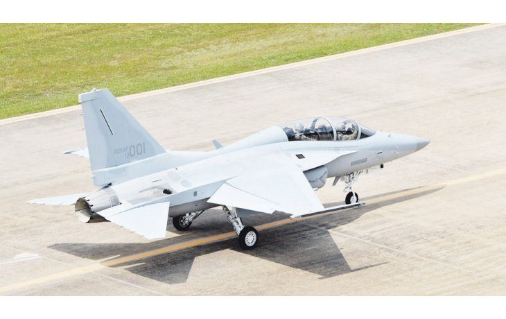 Candidato. El KAI T-50 que Korean Aerospace Industries desarrolló en colaboración con la estadounidense Lockheed Martin. Podría ser el reemplazo de los A4-AR que en 2018 deben salir de servicio.