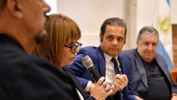 bullrich apuesta por un sindicalismo que trabaje por los trabajadores y los empleadores
